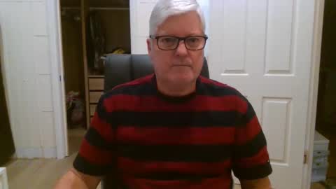 Snapshot of viper654321 chatting on June 1, 6:59 am viper654321 online show from June 1, 6:59 am