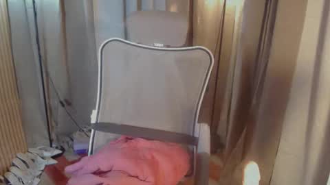 Pearl online show from November 12, 2:06 pm