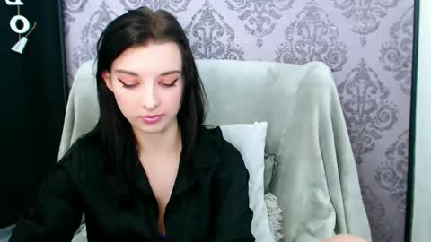 VirginLuna online show from January 12, 8:36 pm