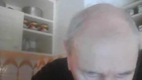 Snapshot of virgomandel chatting on April 18, 6:50 am virgomandel online show from April 18, 6:50 am