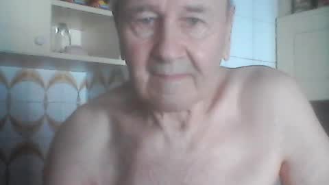 Snapshot of virgomandel chatting on July 22, 3:48 pm virgomandel online show from July 22, 3:48 pm