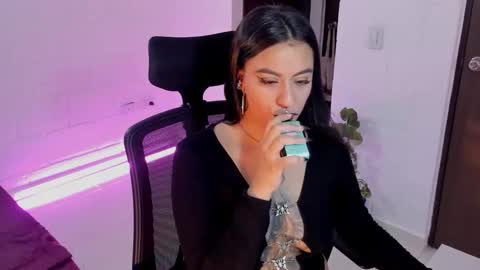 Lu online show from January 19, 11:10 pm