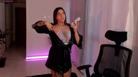 Lu online show from November 18, 10:36 pm