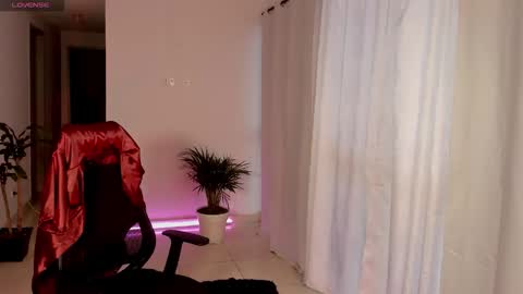 Lu online show from November 26, 10:33 pm