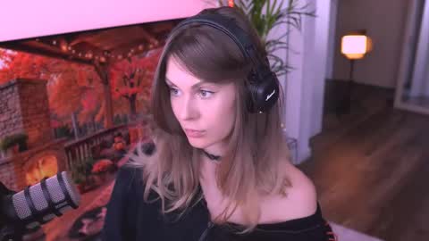 virtual_muse_bc online show from September 26, 6:39 am