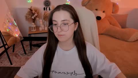 Snapshot of virtualvoyant chatting on March 28, 2:11 am your love online show from March 28, 2:11 am