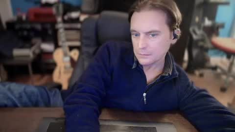 VisitorQ online show from January 2, 8:57 pm