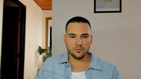 Vito Ferrer online show from January 16, 4:50 pm