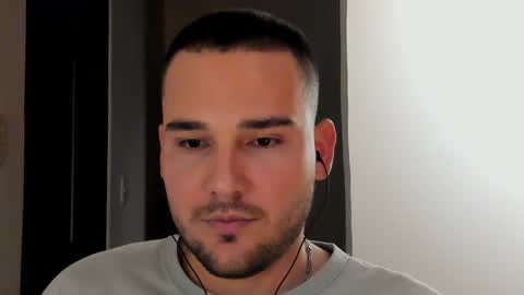 Vito Ferrer online show from January 17, 2:08 am