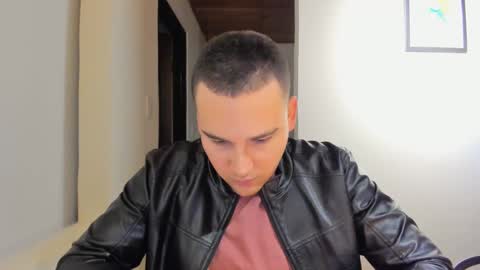 Vito Ferrer online show from January 20, 11:32 pm