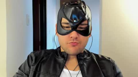 Vito Ferrer online show from January 22, 10:59 pm