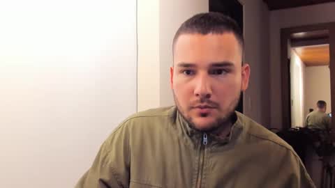 Vito Ferrer online show from February 20, 12:30 am