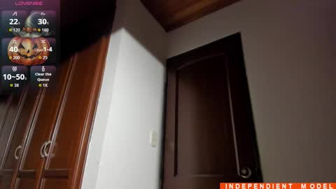 Vito Ferrer online show from October 30, 2:13 am