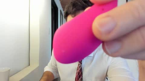 Vito Ferrer online show from November 6, 12:50 pm