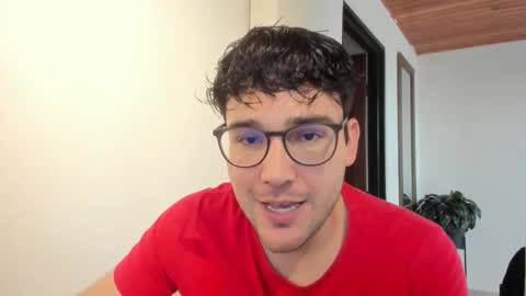 Vito Ferrer online show from November 20, 8:19 pm