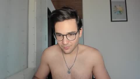 Vito Ferrer online show from February 10, 11:47 am