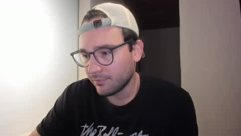 Snapshot of vito_ferrero chatting on March 4, 2:50 am Vito Ferrer online show from March 4, 2:50 am