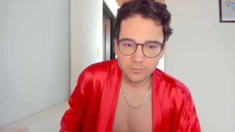 Snapshot of vito_ferrero chatting on March 5, 12:12 pm Vito Ferrer online show from March 5, 12:12 pm