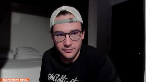 Snapshot of vito_ferrero chatting on March 21, 11:48 am Vito Ferrer online show from March 21, 11:48 am