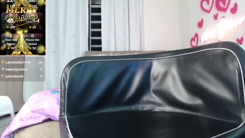 Snapshot of vittoria_romano chatting on January 5, 7:49 am vittoria online show from January 5, 7:49 am