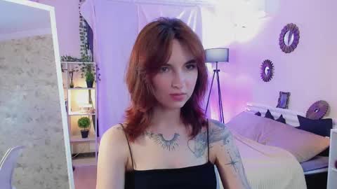 VittoriaNix online show from June 7, 6:22 pm