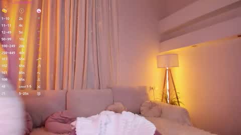 just Vi online show from February 19, 11:06 am