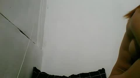 Snapshot of vivamaxgirls chatting on January 7, 7:27 pm kim online show from January 7, 7:27 pm