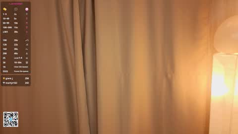 Snapshot of vivandellapenna chatting on November 10, 6:51 pm Melissa online show from November 10, 6:51 pm