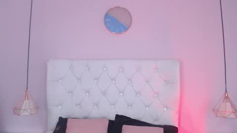 Vivi online show from October 8, 3:48 am