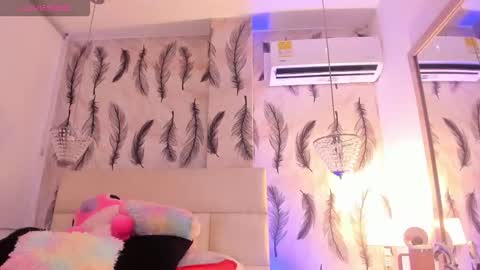 Viviana  online show from October 25, 10:48 pm