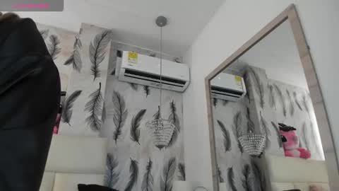 Viviana  online show from October 26, 2:01 pm