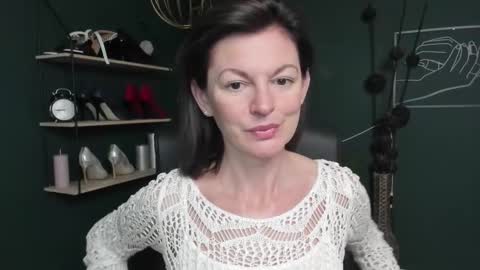 Snapshot of vivian_dream chatting on September 25, 8:29 am Vivian online show from September 25, 8:29 am