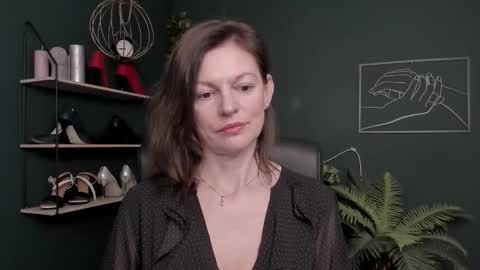 Snapshot of vivian_dream chatting on November 13, 7:51 am Vivian online show from November 13, 7:51 am