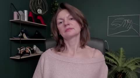 Snapshot of vivian_dream chatting on November 20, 6:57 am Vivian online show from November 20, 6:57 am