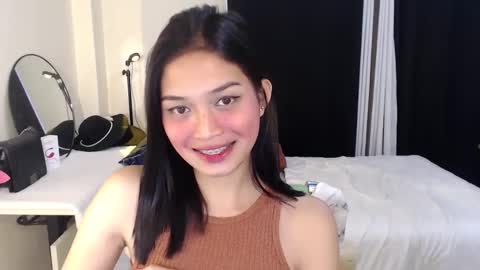 Vivian online show from December 15, 1:13 am