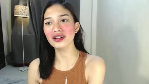 Vivian online show from December 18, 9:08 pm