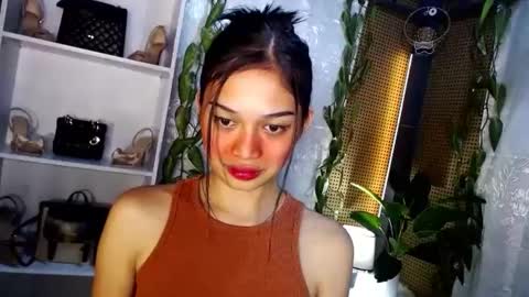 Vivian online show from January 7, 6:56 pm