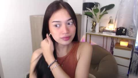 Vivian online show from September 21, 11:17 pm