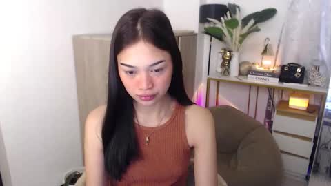 Vivian online show from September 23, 1:19 am