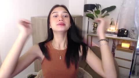 Vivian online show from September 24, 1:20 am