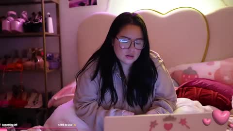 Vivi online show from February 9, 8:11 am