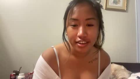 Snapshot of viviandela97 chatting on April 22, 3:42 am viviandela97 online show from April 22, 3:42 am