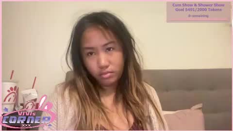 Snapshot of viviandela97 chatting on July 27, 11:39 am viviandela97 online show from July 27, 11:39 am