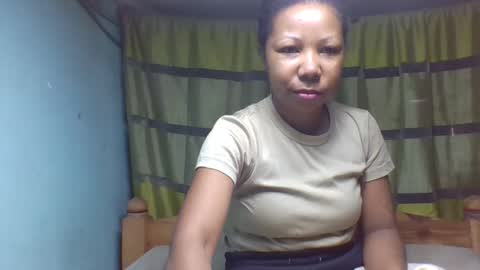 viviane0812 online show from September 22, 4:36 am