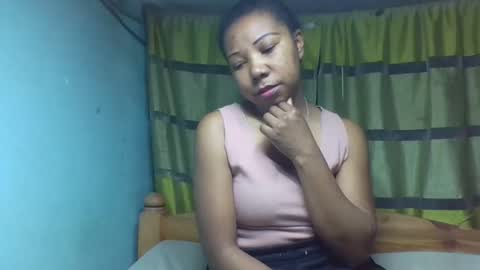 viviane0812 online show from September 27, 4:01 pm