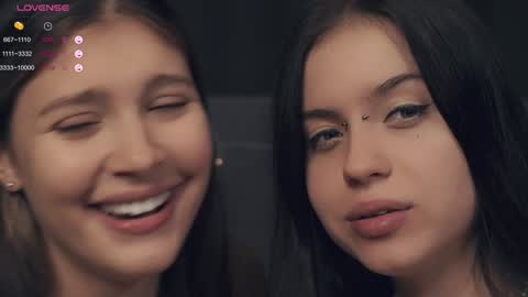 Nelly and Mari online show from December 27, 2:22 pm