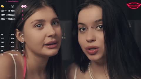 Nelly and Mari online show from January 26, 1:15 pm