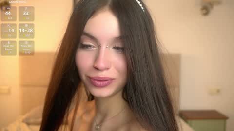 Snapshot of vivid_girls chatting on October 30, 7:21 am Nelly and Mari online show from October 30, 7:21 am