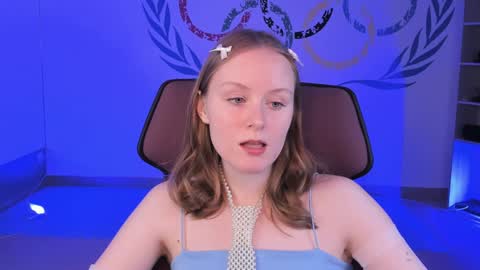 Snapshot of vivienleeigh chatting on December 11, 5:26 pm Vivien online show from December 11, 5:26 pm