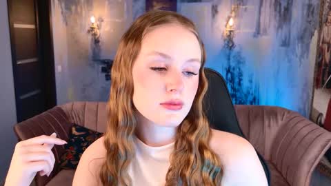 Vivien online show from November 11, 9:09 am